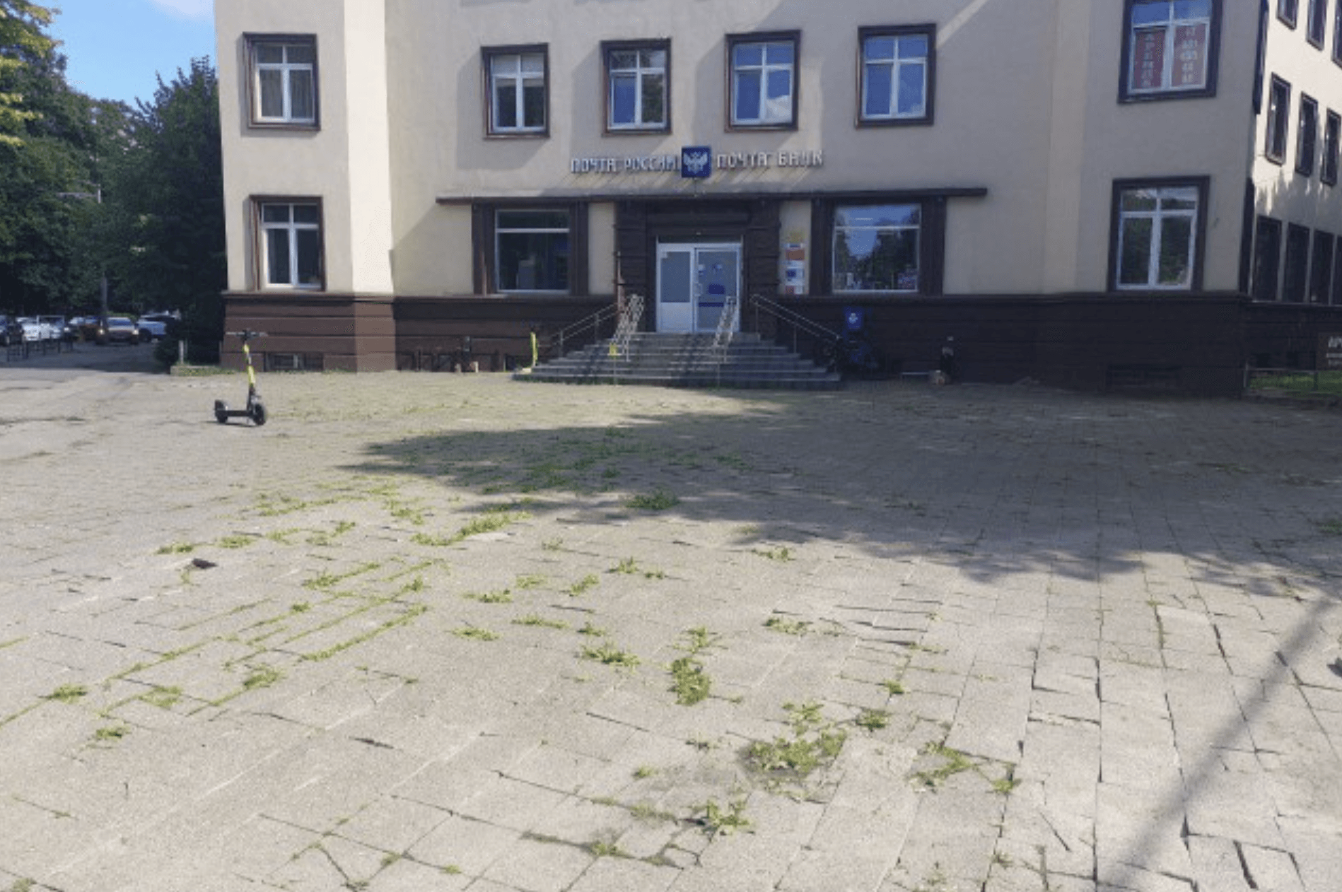Власти нашли способ отремонтировать площадь у Главпочтамта после неудачных попыток