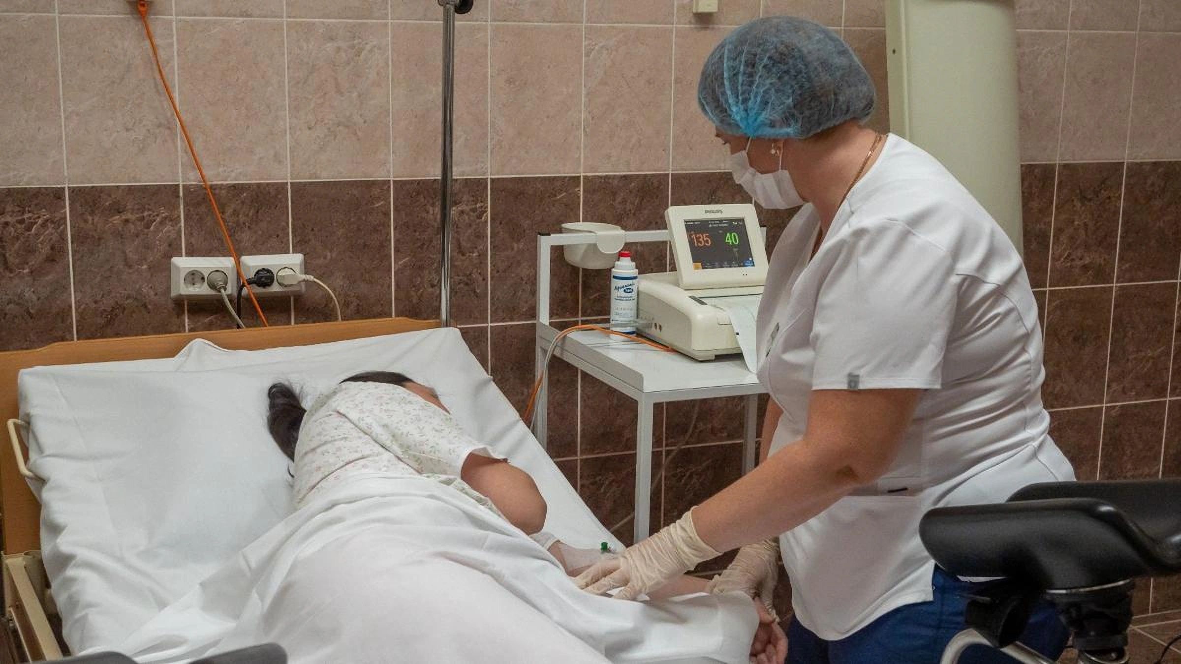 Гнойный кашель и дикая температура: как поездка на курорт обернулась для женщины борьбой за жизнь
