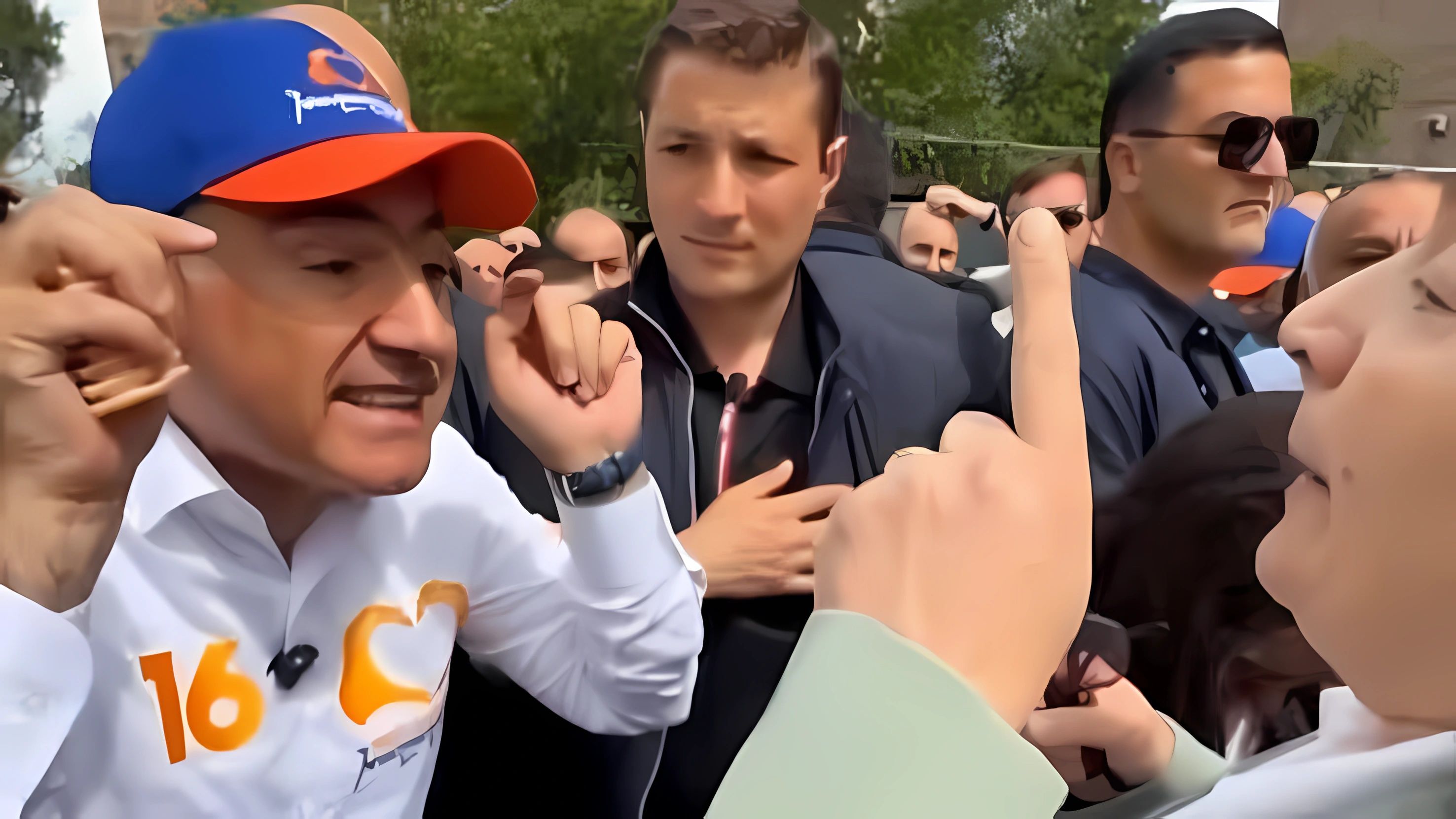 Ереванский врач лишилась работы после публичной перепалки с Пашиняном